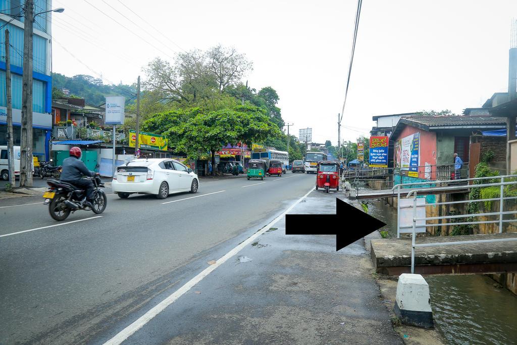 Nisansala Homestay Kandy Deiyannewela エクステリア 写真
