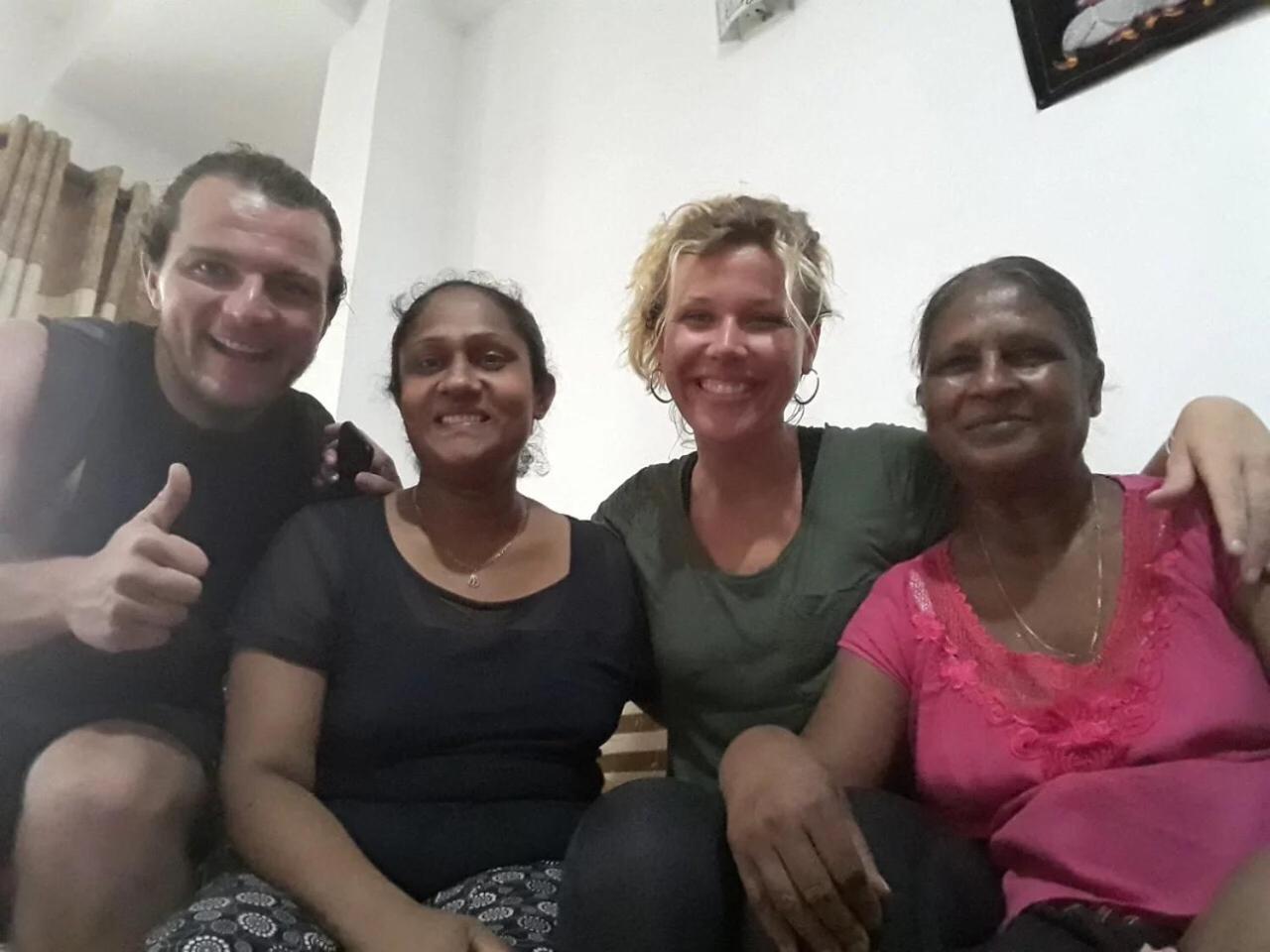 Nisansala Homestay Kandy Deiyannewela エクステリア 写真