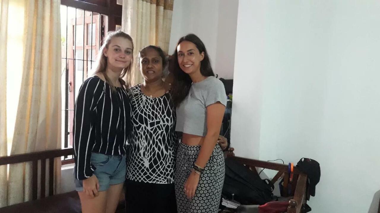 Nisansala Homestay Kandy Deiyannewela エクステリア 写真